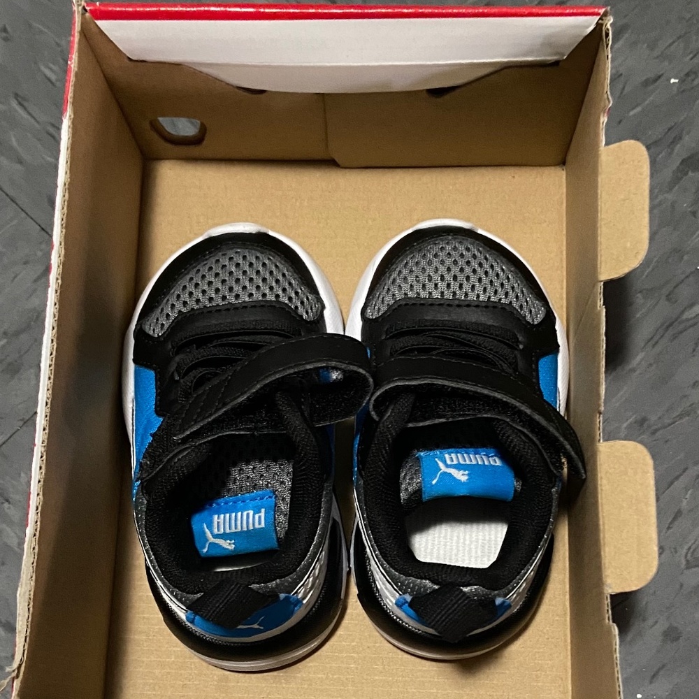 Tennishoes